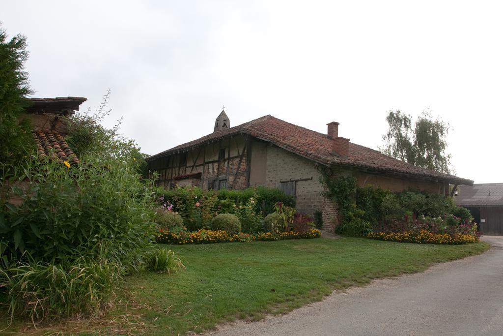 Ferme De Montalibord Villa Vescours Exterior photo